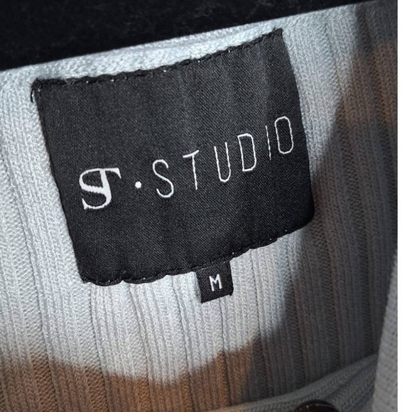 ST Studio Lagenlook Long Split Front Tunic Medium Ribbed Knit Gray Cowl Neck - Picture 3 of 9